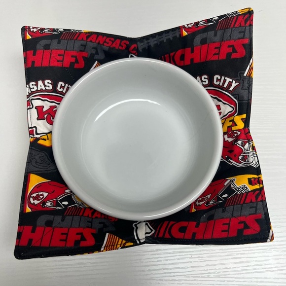 Hand Crafted Bowl Cozy Bowl Holder Microwavable Cotton Kansas City Chiefs - Picture 2 of 6